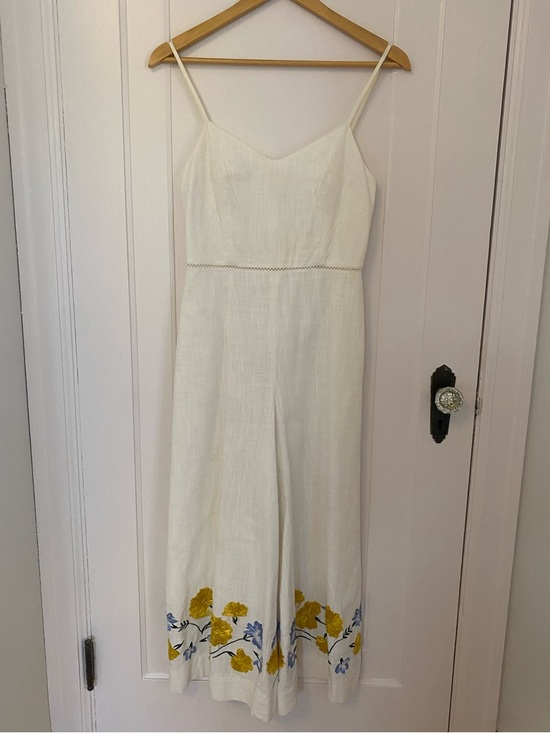 Club Monaco Pants - Club Monaco White Jumpsuit 100% Linen Back Zip Size 0 Straw Embroidered Luxury